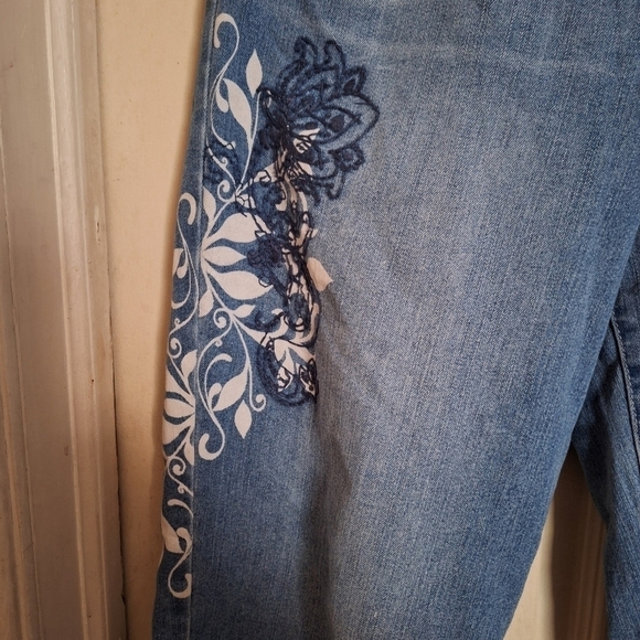 Style&Co graphic jeans size 14 - Picture 3 of 6